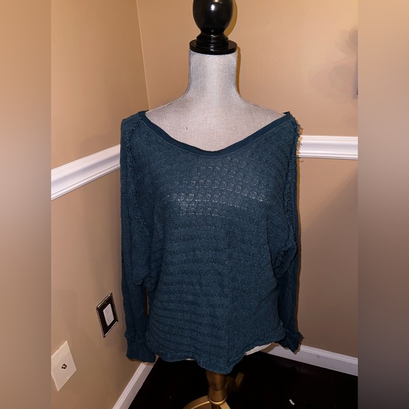 Free people - Picture 1 of 4